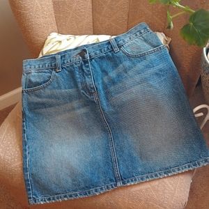 COPY - J.Crew W-6 Denim Slightly Distressed Classic 100% Cotton Jean Skirt W6